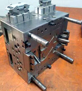 double-color-injection-module